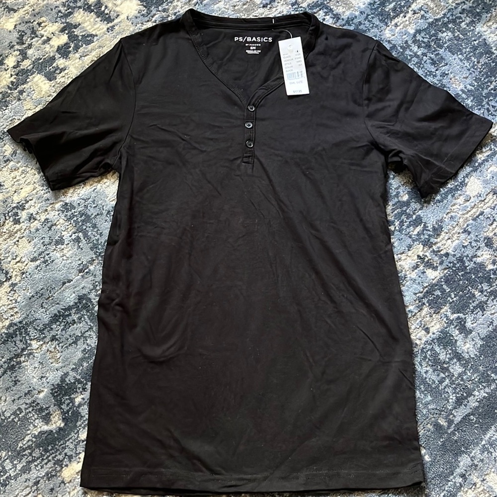 NWT Mens Black Tshirt Size Small